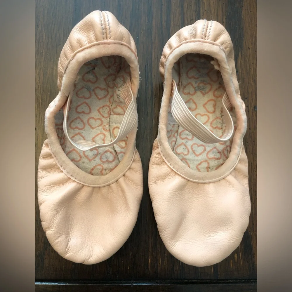 Bloch Toddler Ballet Flats in Light Pink